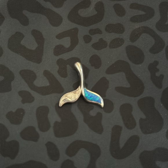 mermaid tail charm - Picture 2 of 2